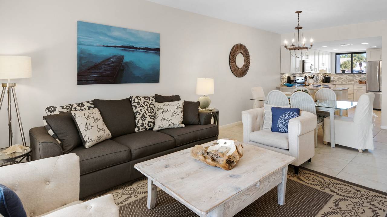 Emerald Hill 36 Emerald Hill 36