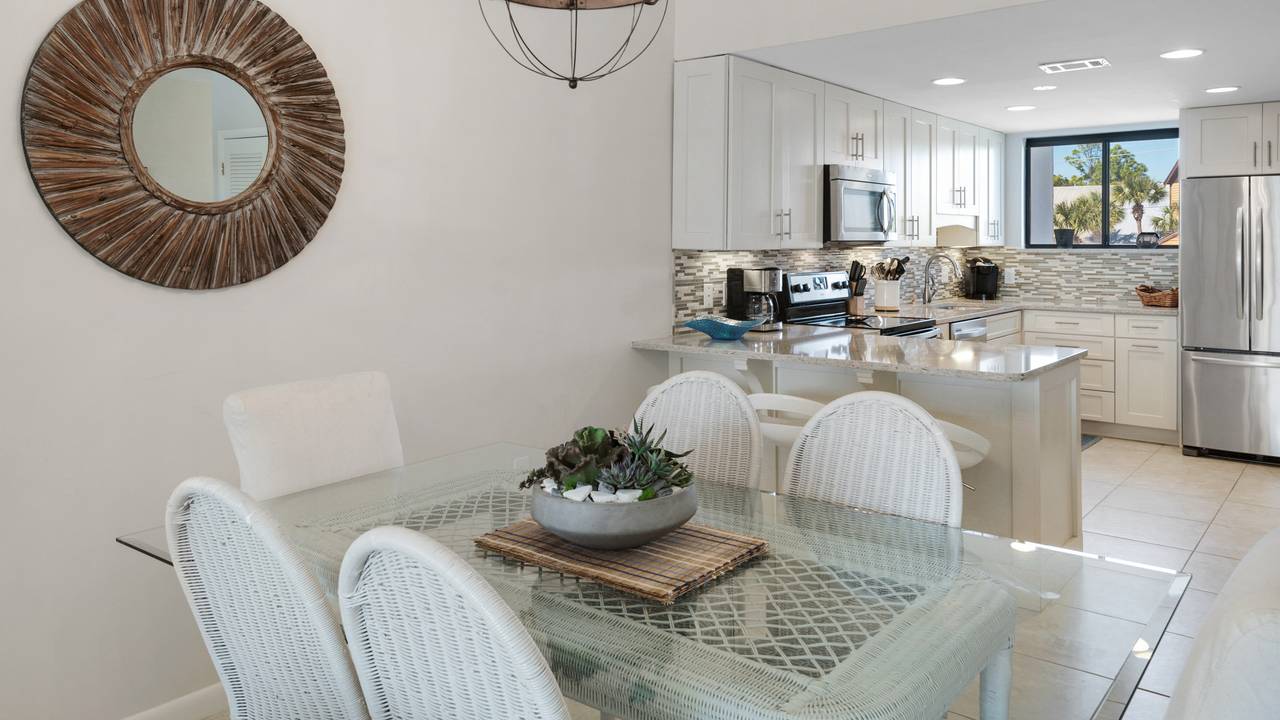 Emerald Hill 36 Emerald Hill 36