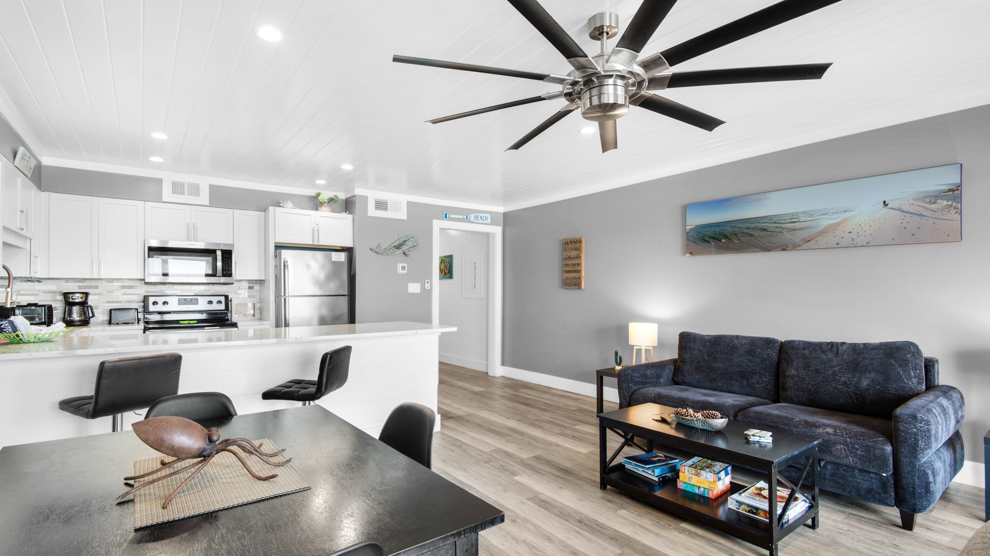 Eastern Shores 207 Living Area