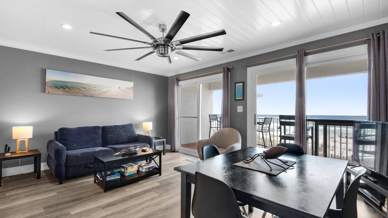 Eastern Shores 207 Living Area Eastern Shores 207 Living Area