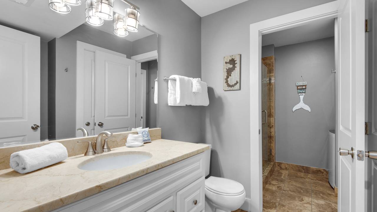 Eastern Shores 207 Bathroom Eastern Shores 207 Bathroom