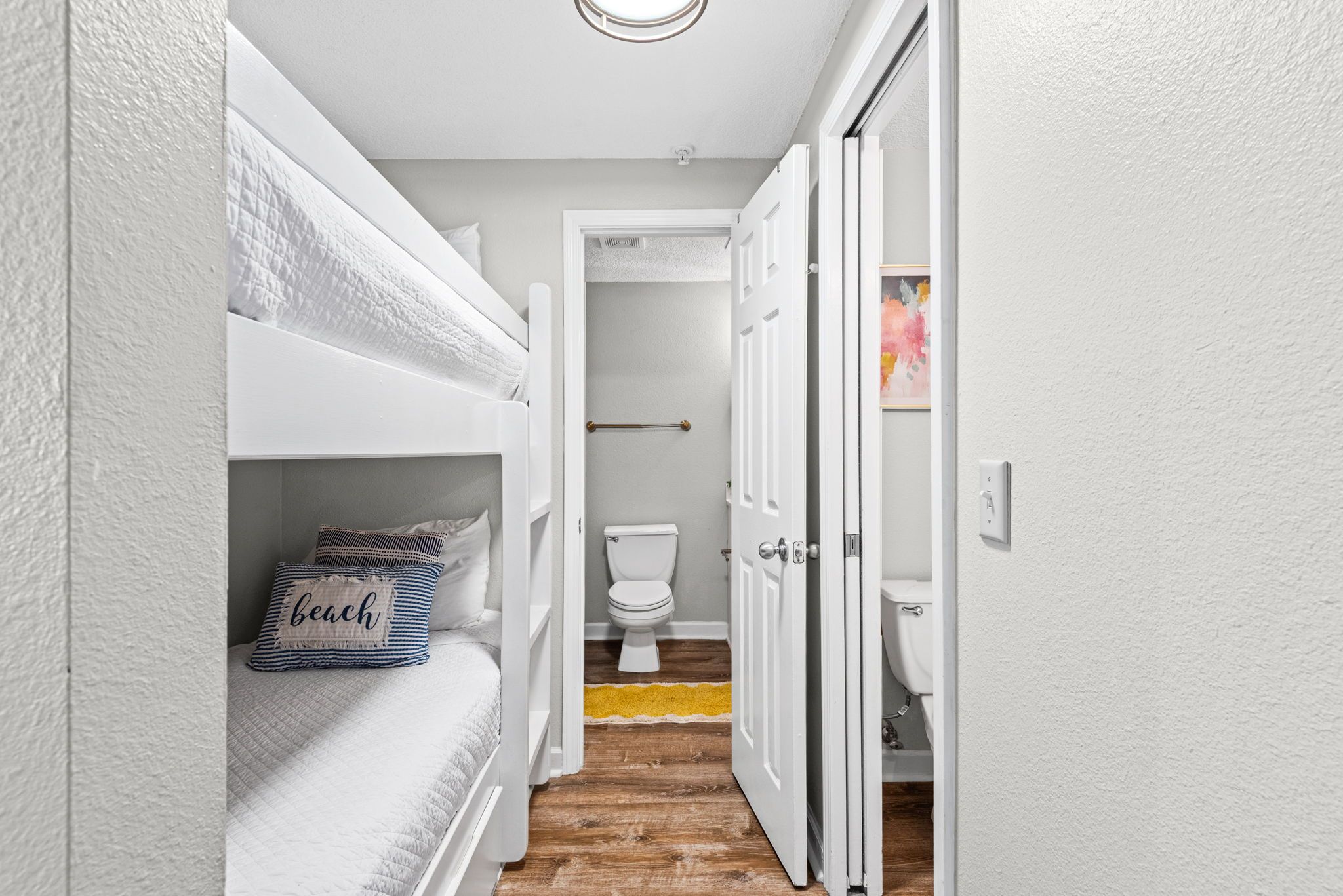 GCB206 - Hallway bunks