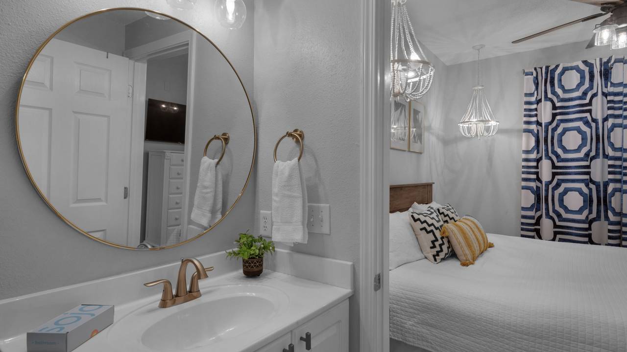 Gulf Place Cabanas 206 Bathroom Gulf Place Cabanas 206 Bathroom