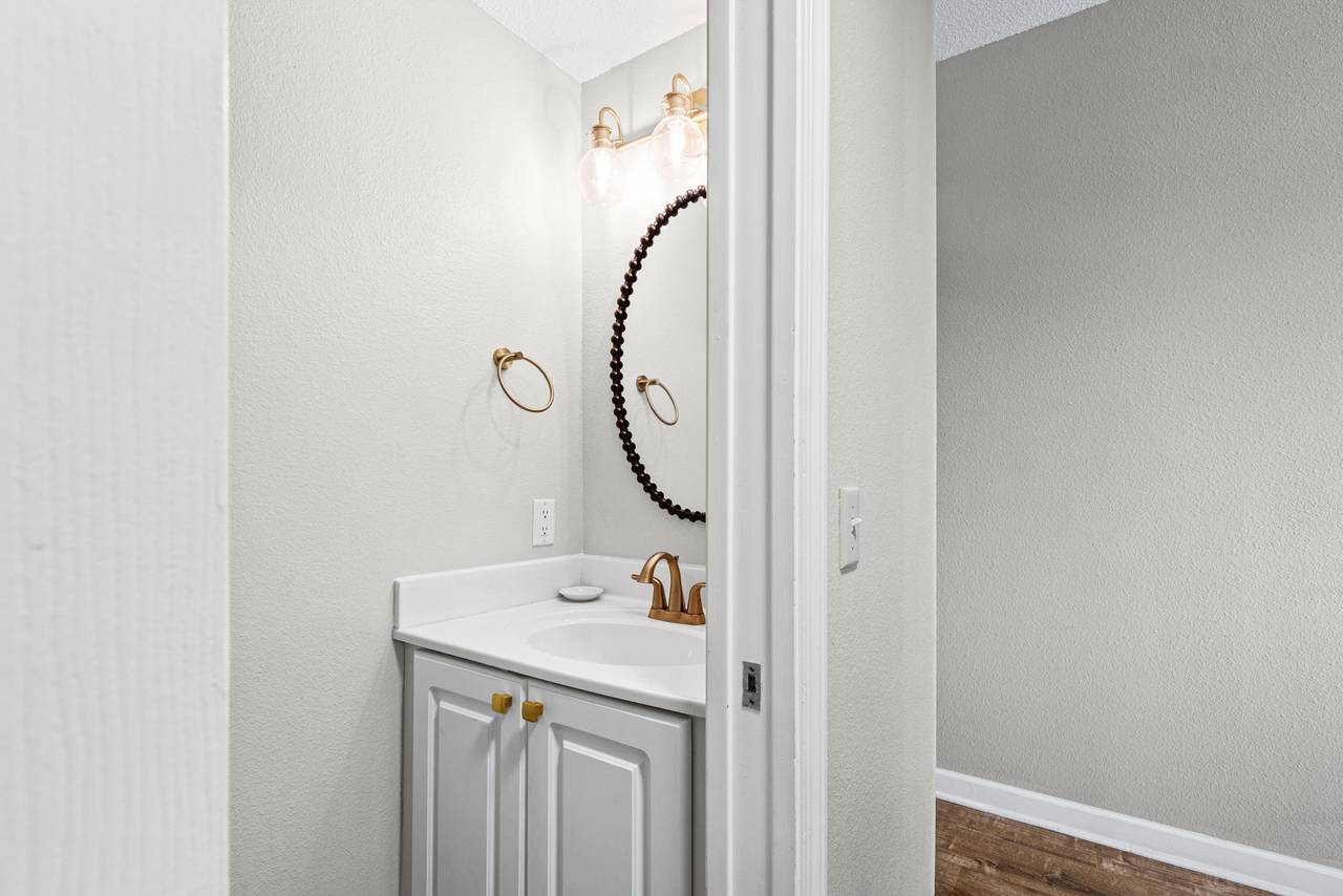 GCB206 - Shared bath GCB206 - Shared bath