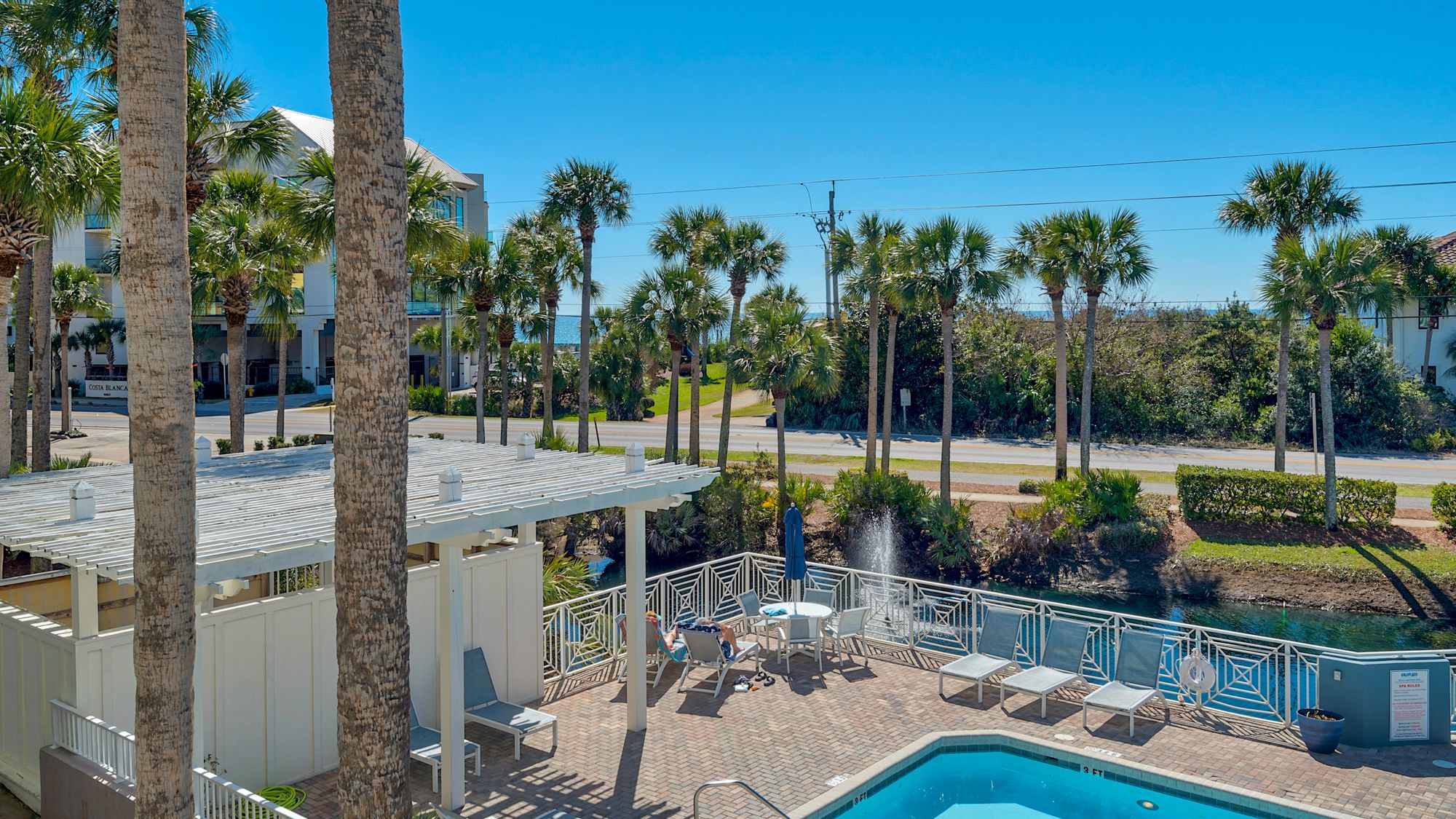 Gulf Place Cabanas 206 Balcony