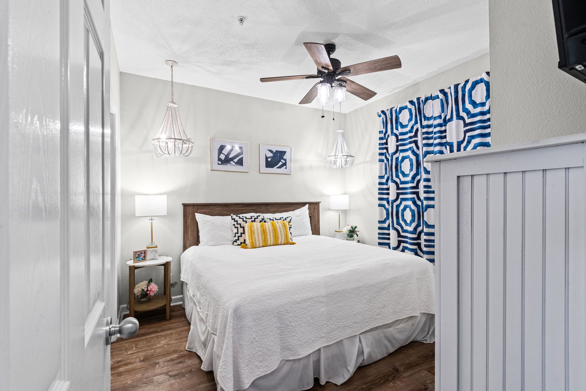 GCB206 - King bedroom
