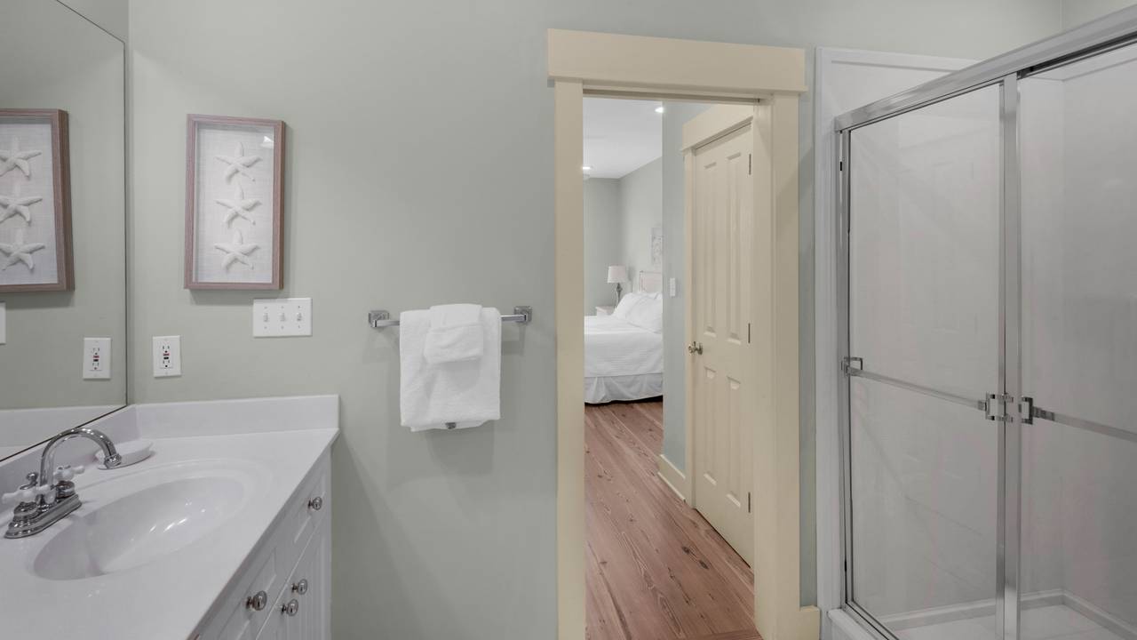 NEW Grand Isle 202 NEW Grand Isle 202