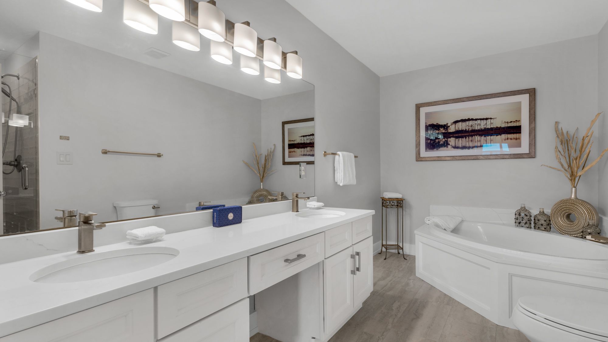 Grand Playa 401 Bathroom