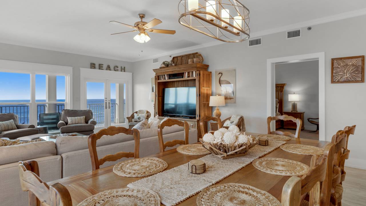 Grand Playa 401 Dining Table with Gulf View Grand Playa 401 Dining Table with Gulf View