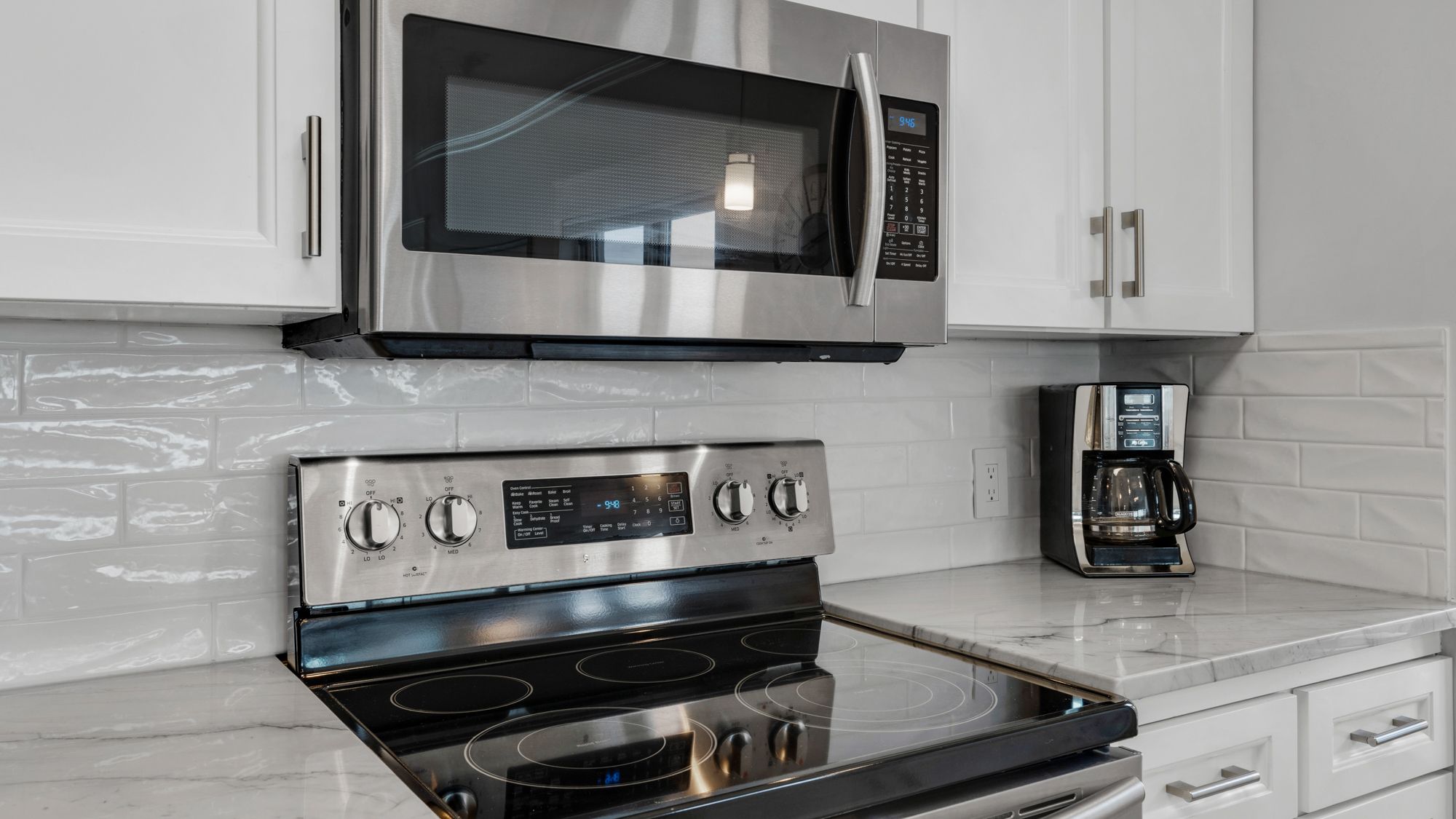 Grand Playa 401 Kitchen