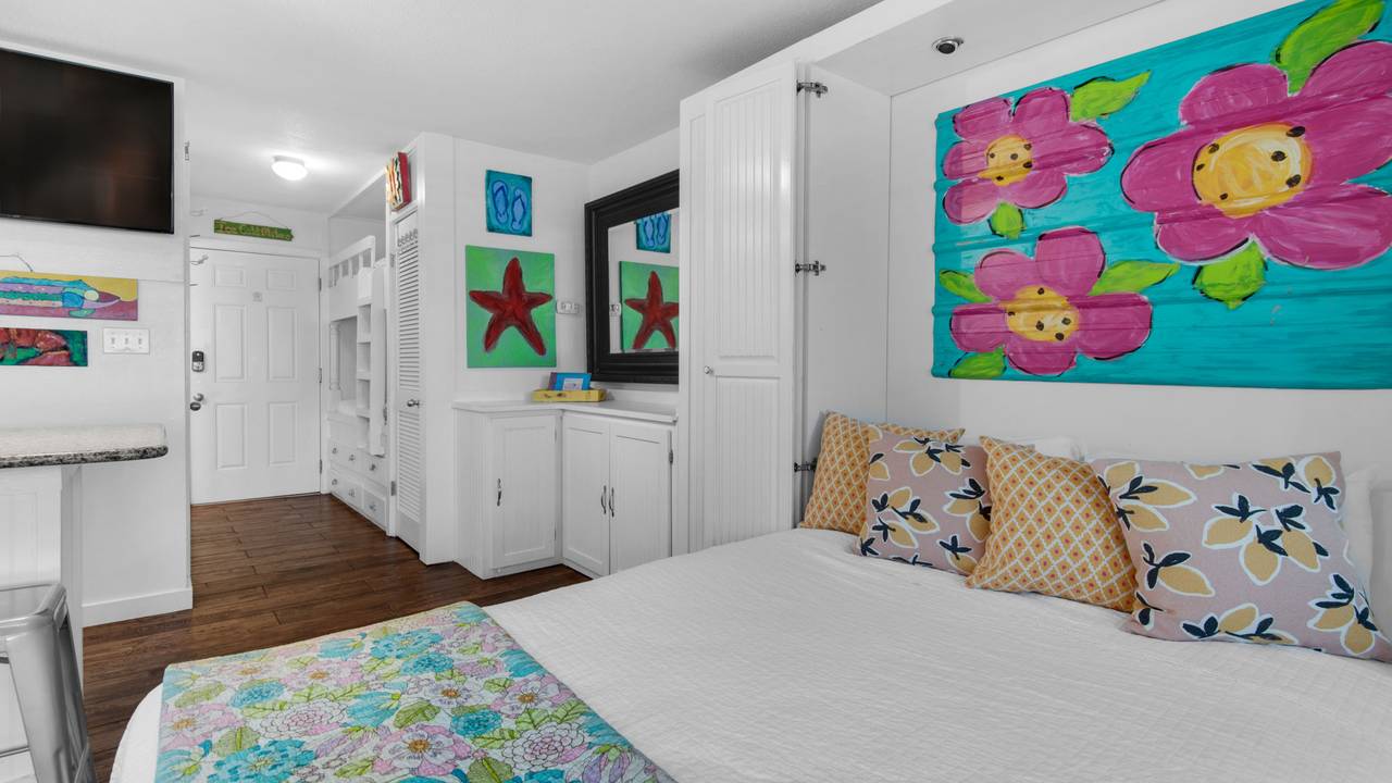 Hidden Beach 228Hidden Beach 228 Hidden Beach 228Hidden Beach 228