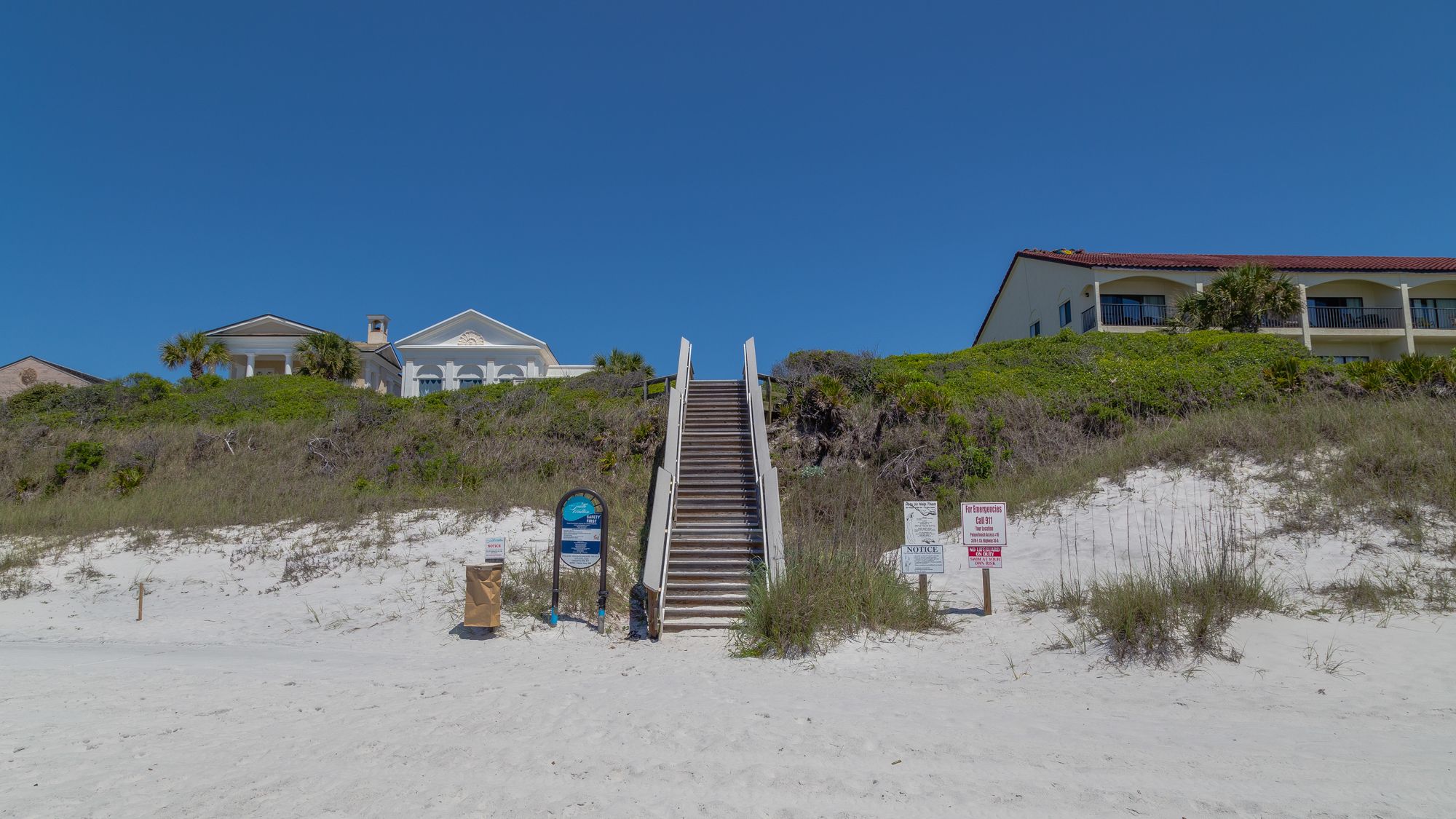 Hidden Beach Villas Grounds & Amenities