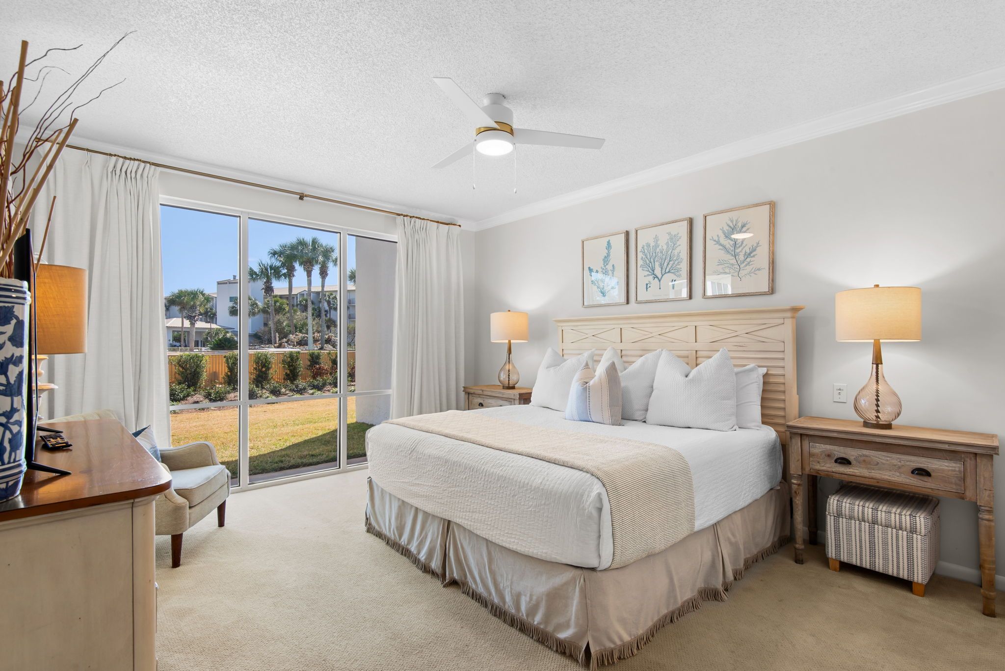 High Pointe Resort 132- Master King Bedroom