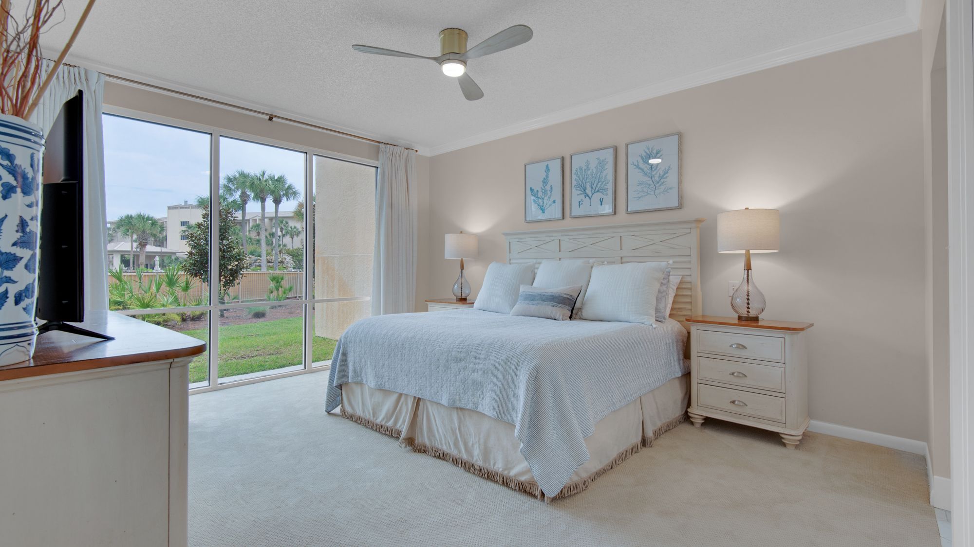 High Pointe 132 King Master Bedroom