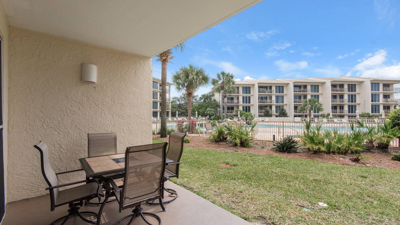 High Pointe 132 Patio and Pool Views High Pointe 132 Patio and Pool Views