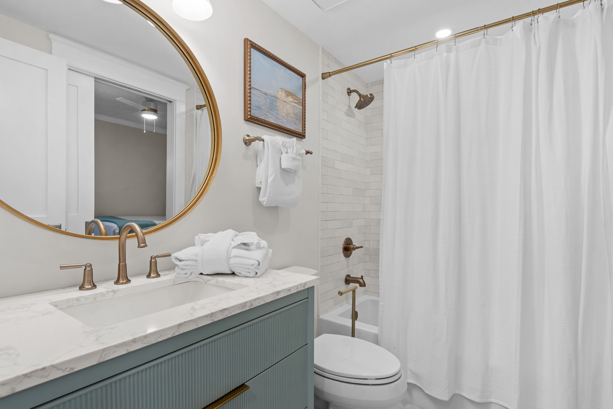 High Pointe Resort 132 - Guest Bathroom