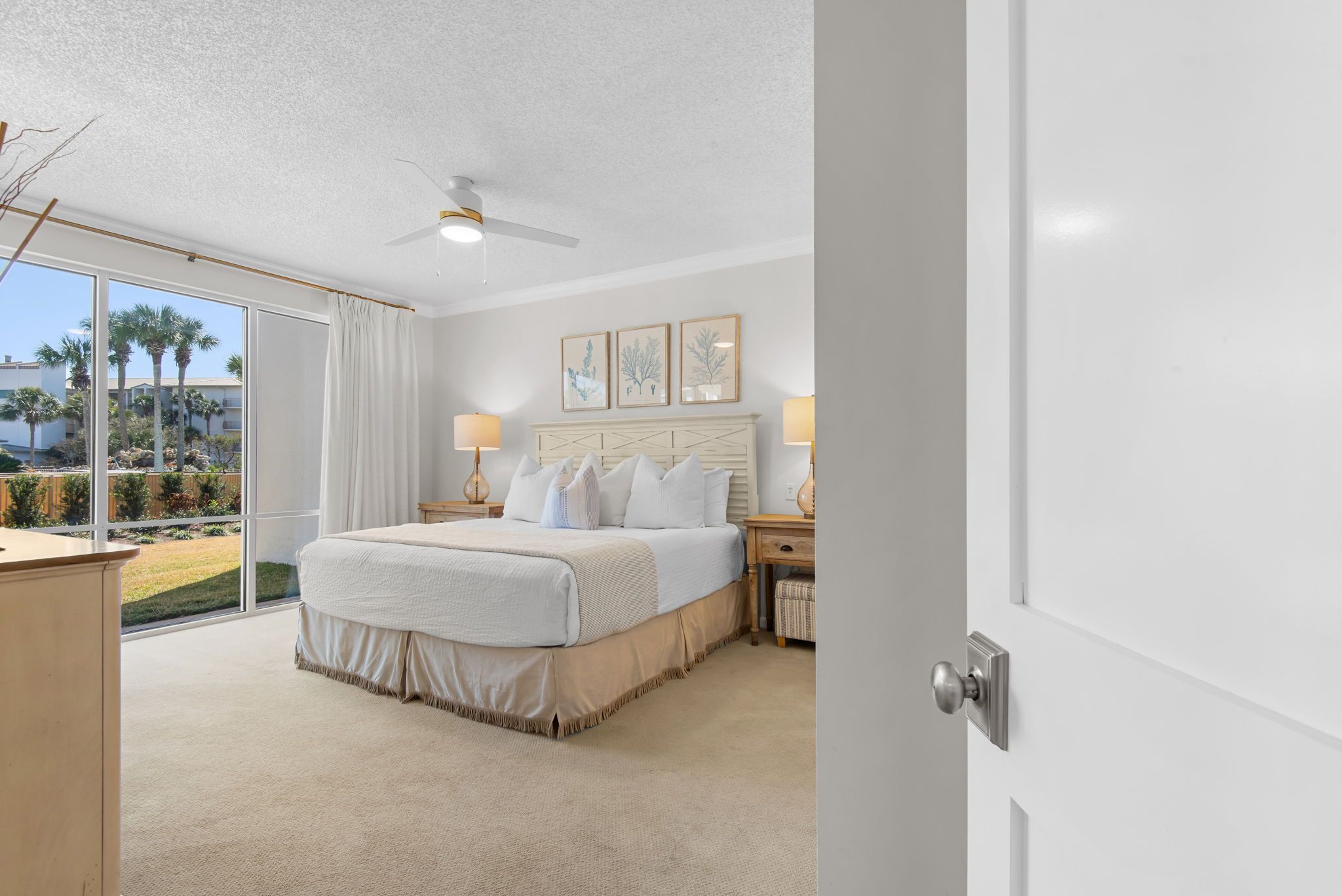 High Pointe Resort 132- Master King Bedroom