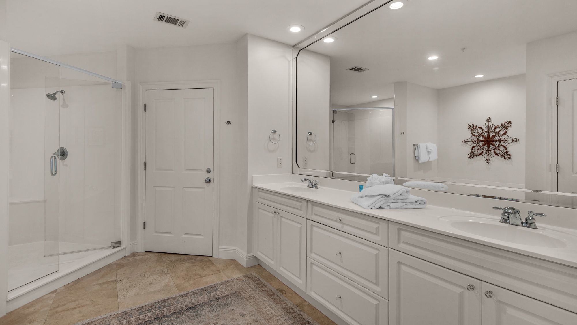 Legacy 101 Master Bathroom