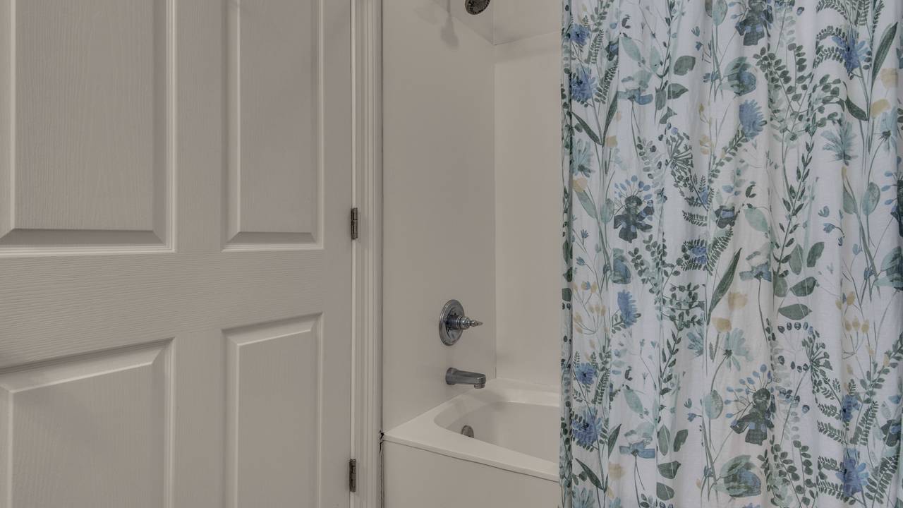 Legacy 101 Jack-and-Jill Bathroom Legacy 101 Jack-and-Jill Bathroom