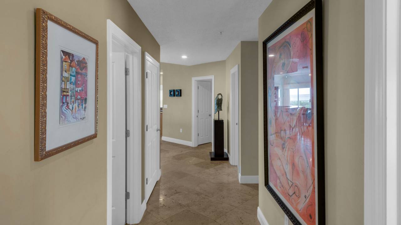 Legacy 204 Entrance Legacy 204 Entrance