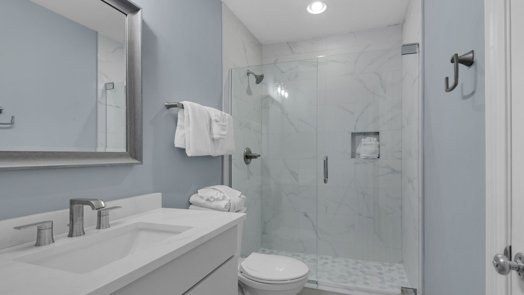 Legacy 403 Private Bathroom