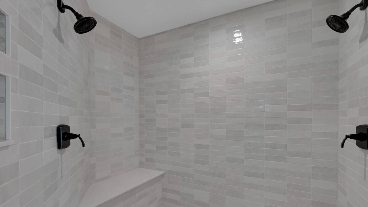 Legacy 403 Master Bathroom Legacy 403 Master Bathroom