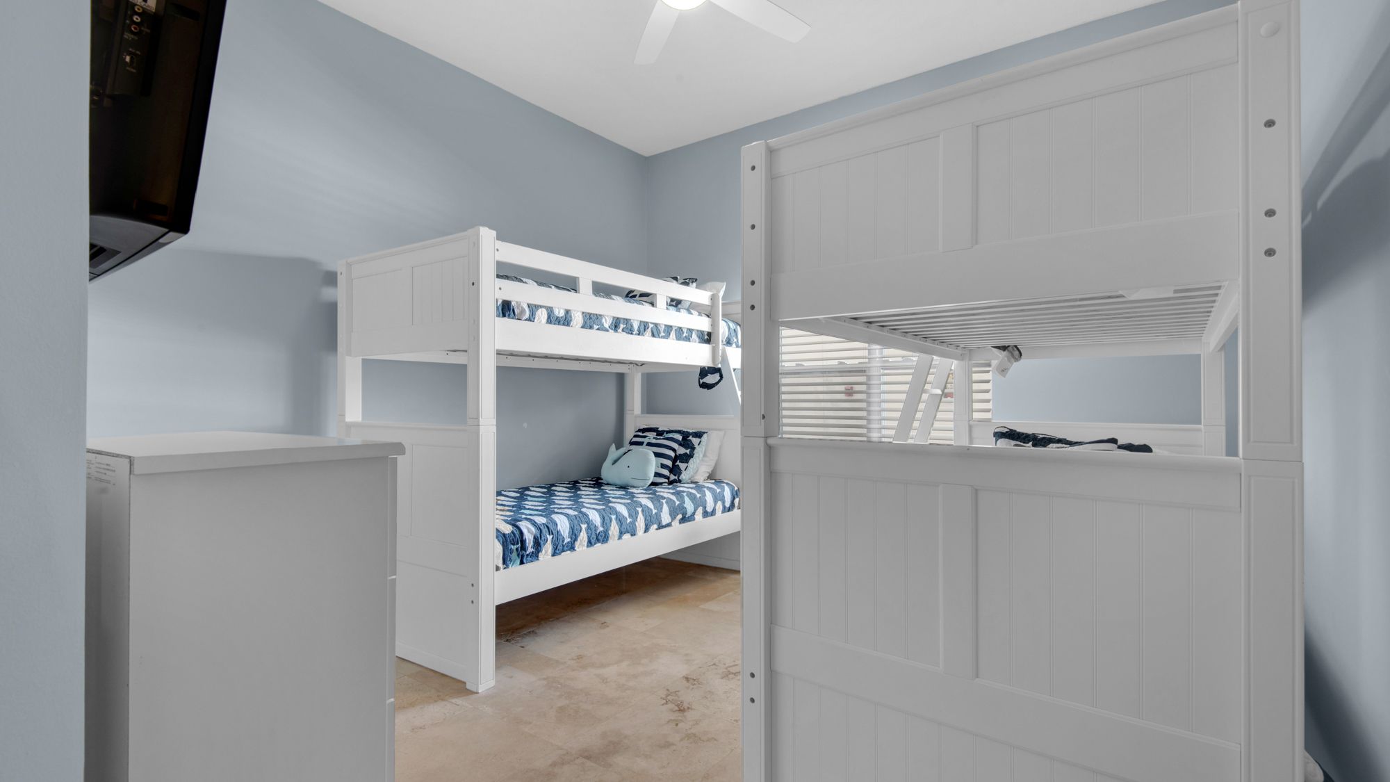Legacy 403 Bunkroom with 2 Twin-Over-Twin Bunks