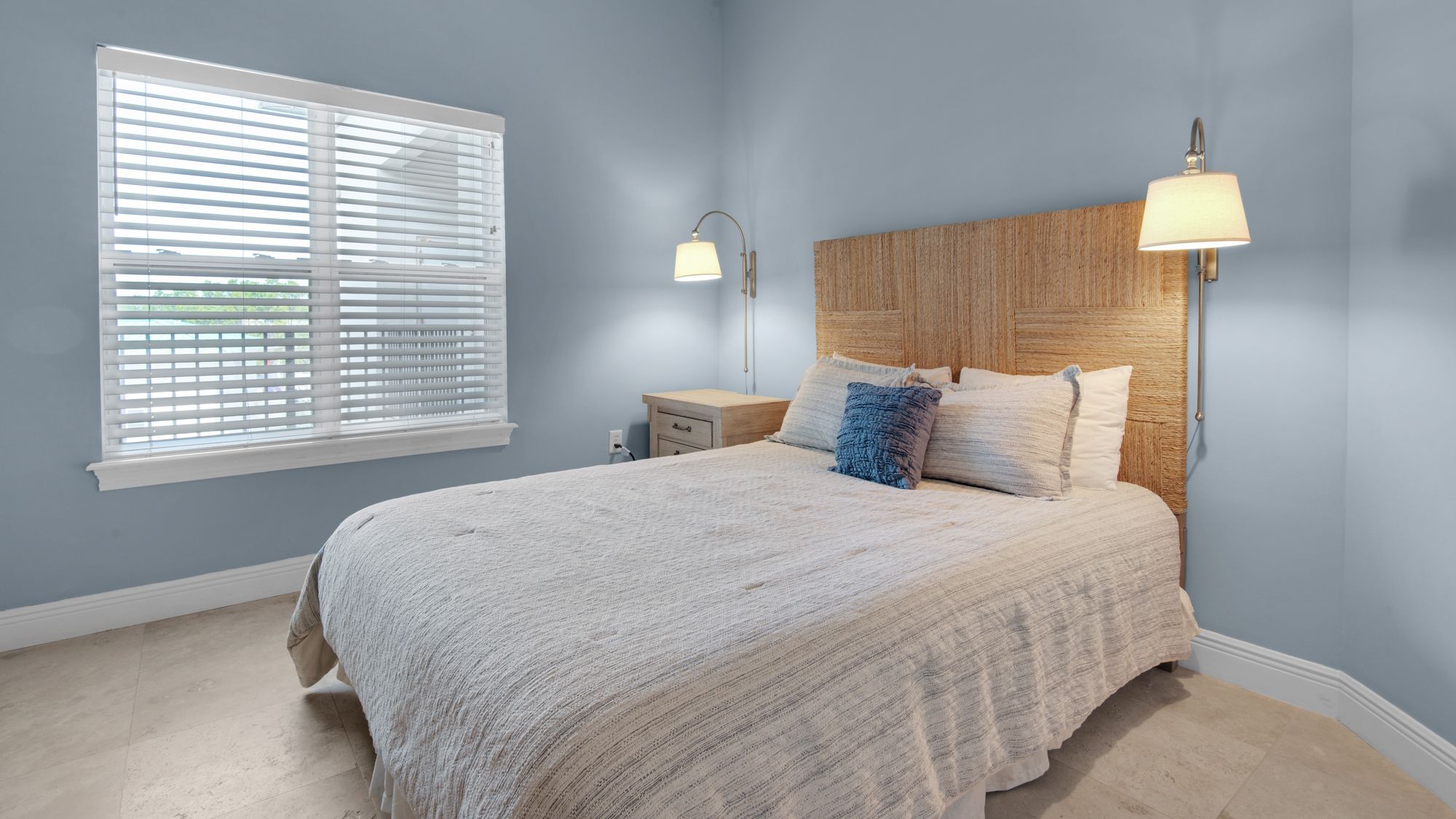 Legacy 403 Queen Bedroom