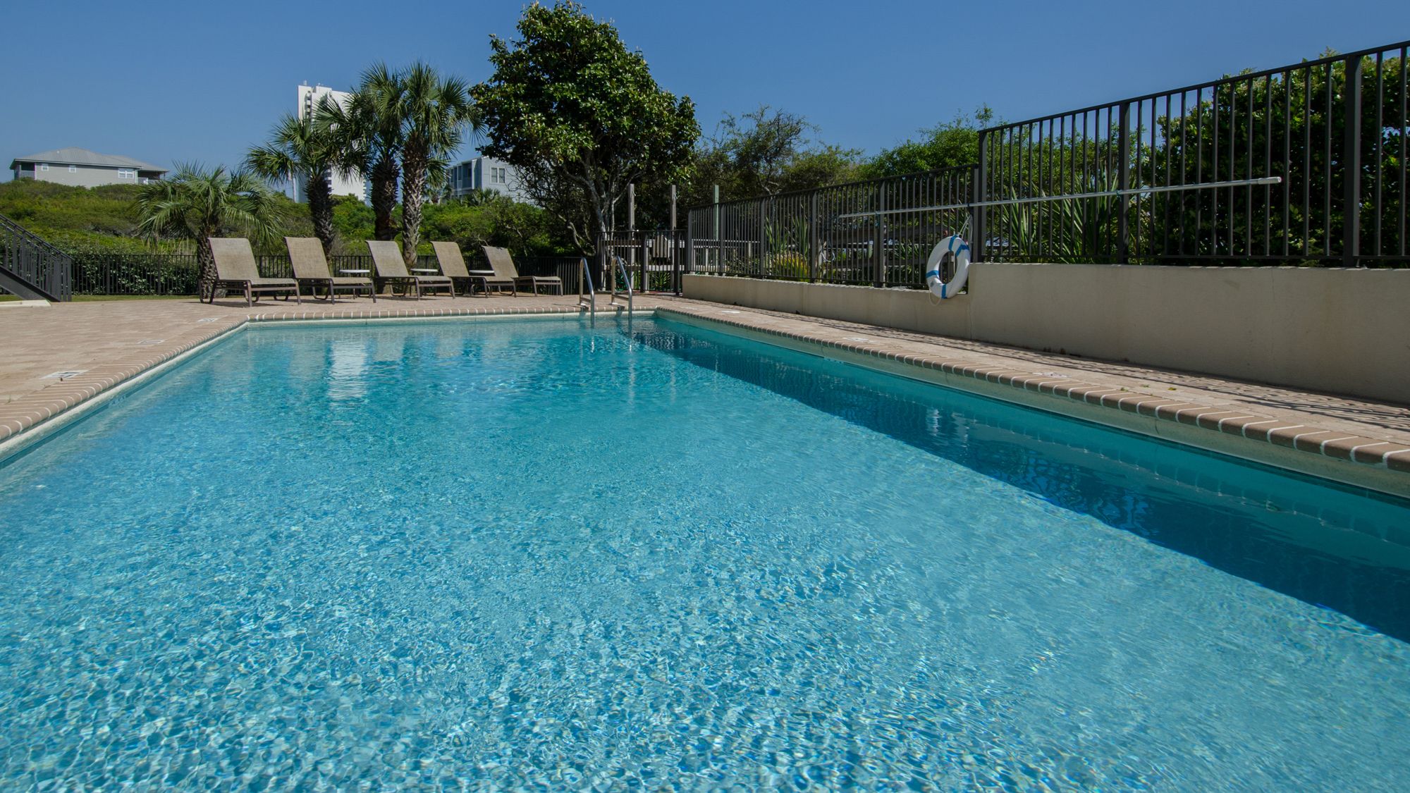 Legacy Amenities and Grounds