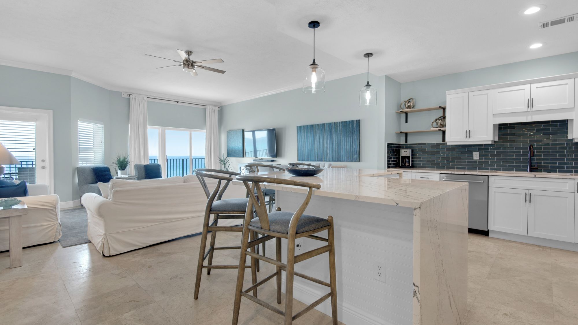 Legacy 403 Main Living Area & Kitchen