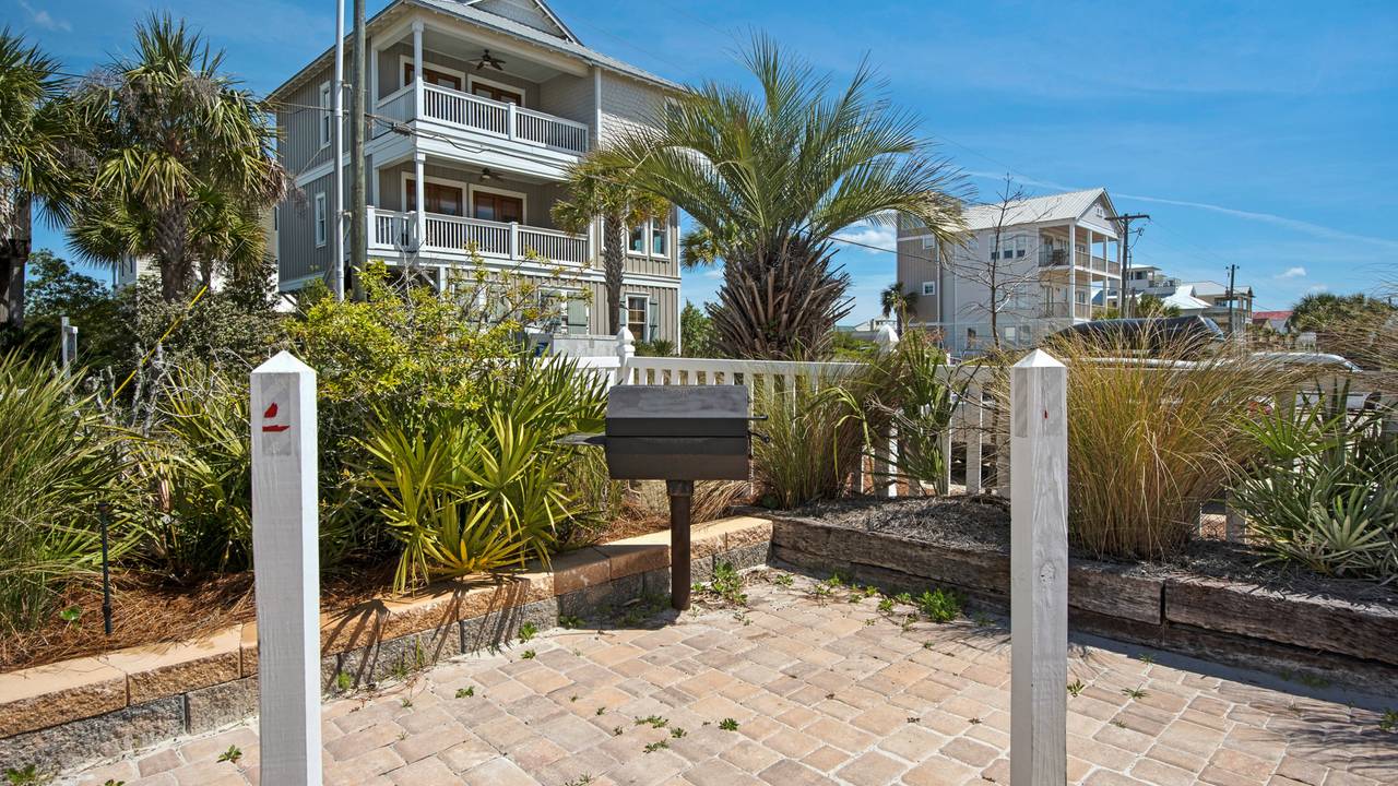 Leeward I Unit 8 Leeward I Unit 8