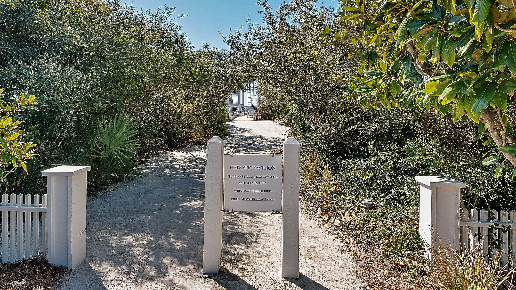 Tupelo Beach Access in Seaside