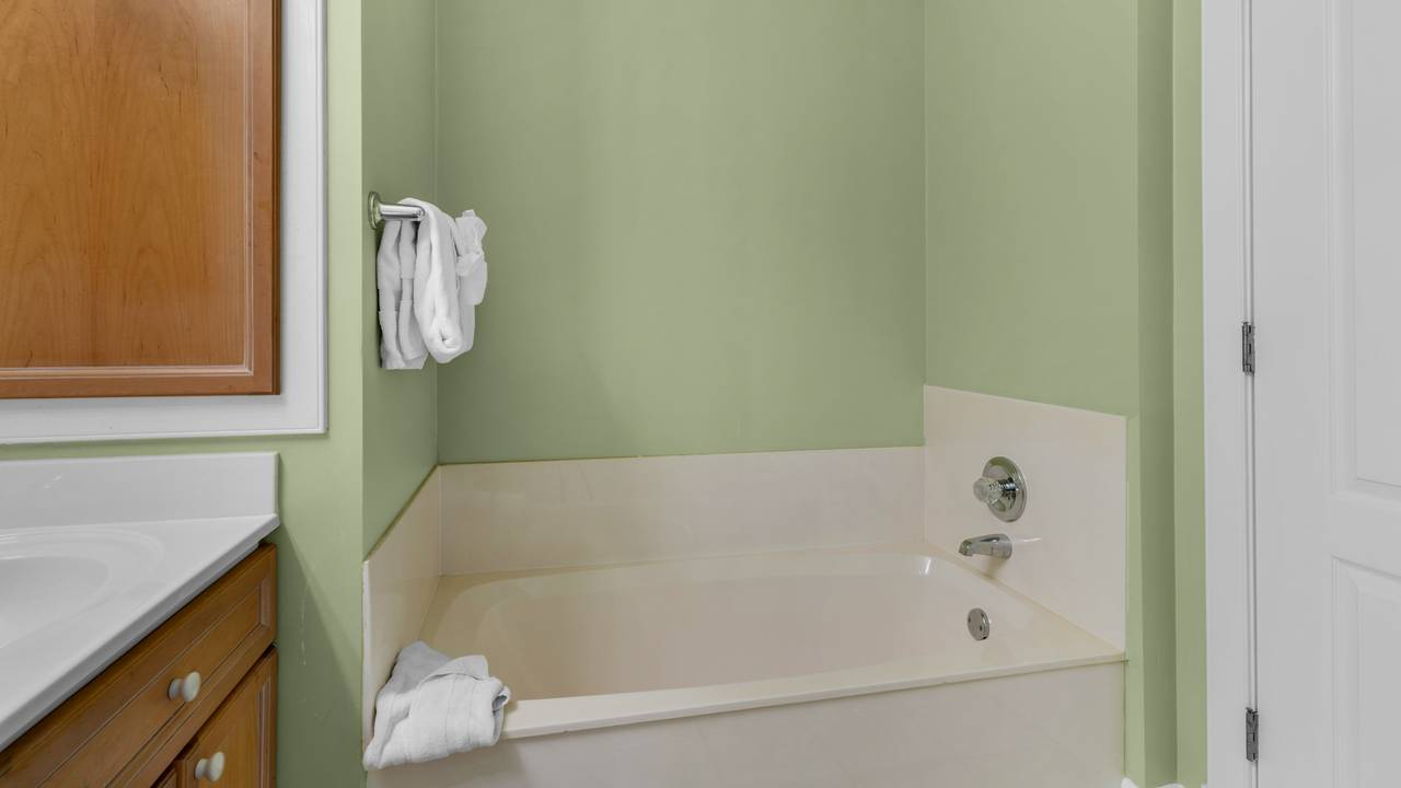 MGL Bathroom MGL Bathroom