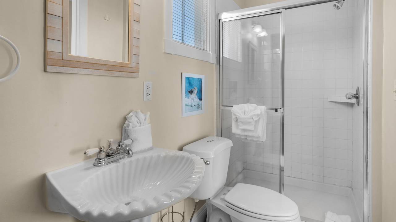 MGL Bathroom MGL Bathroom