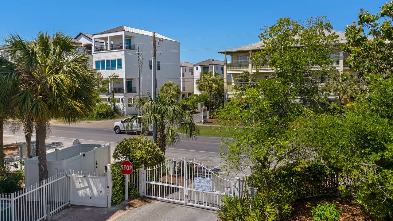 MGL Exterior MGL Exterior