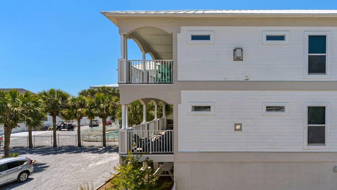 MGL Exterior MGL Exterior