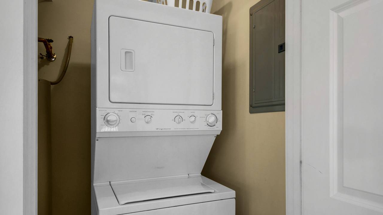 Mermaids Rest Washer and Dryer Mermaids Rest Washer and Dryer