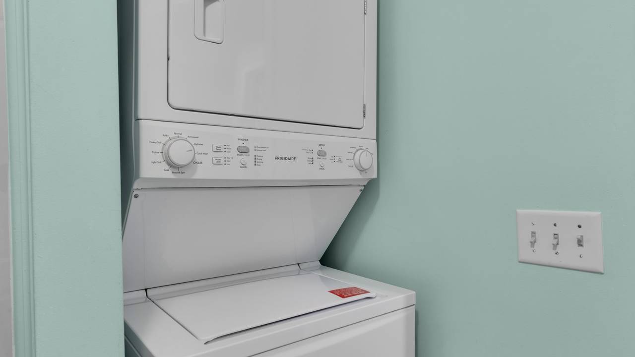 Mistral 6 Washer & Dryer Mistral 6 Washer & Dryer