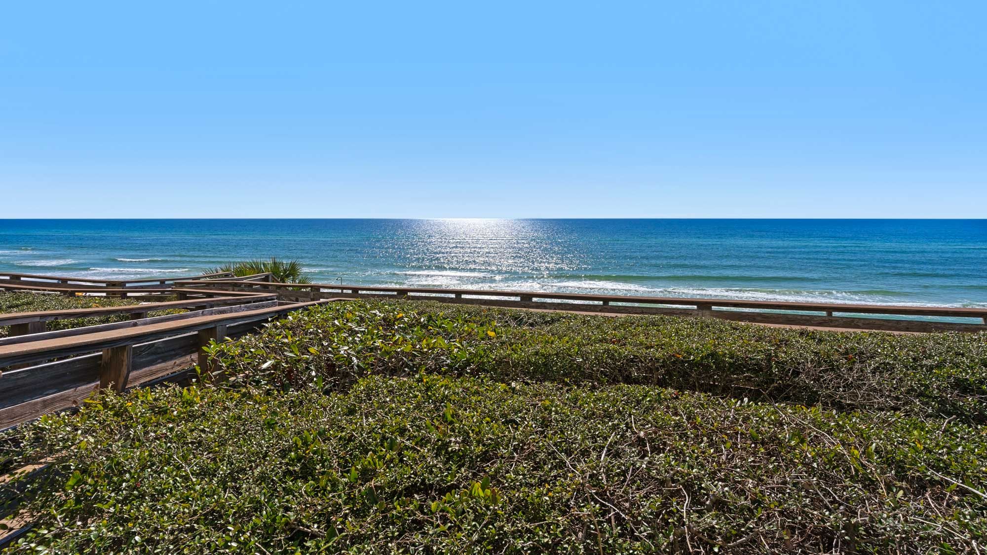 Mistral 6 Views from the balcony