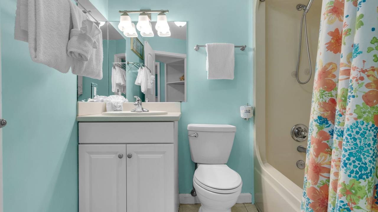 Mistral 6 Bathroom Mistral 6 Bathroom