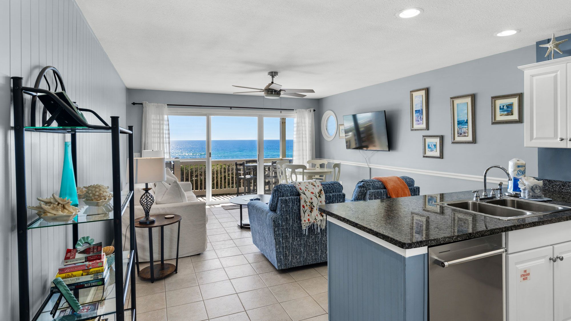 Mistral 6 Living Area with gulf views