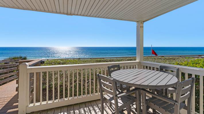 Mistral 6 Balcony with gulf views Mistral 6 Balcony with gulf views