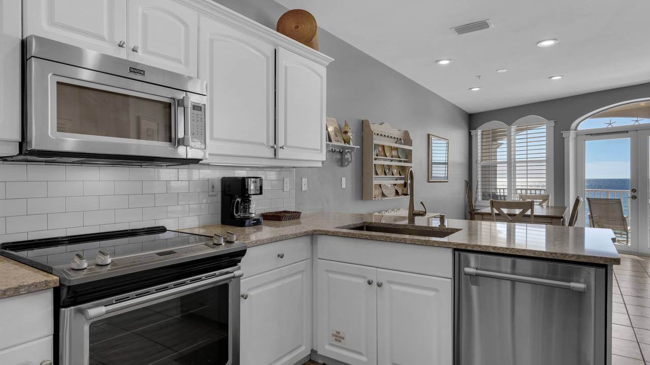 Monterey A302 Kitchen Monterey A302 Kitchen