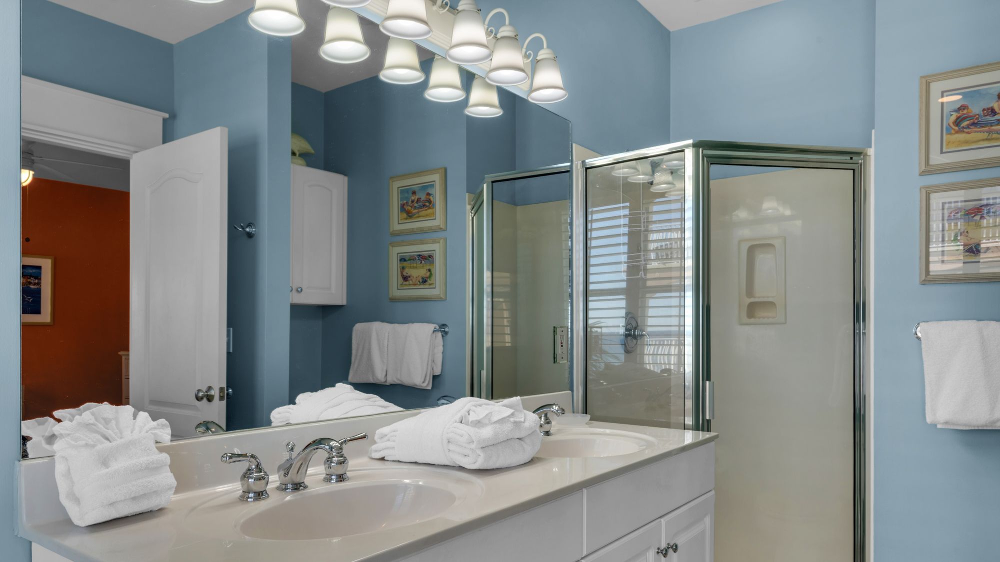 Monterey A302 Bathroom