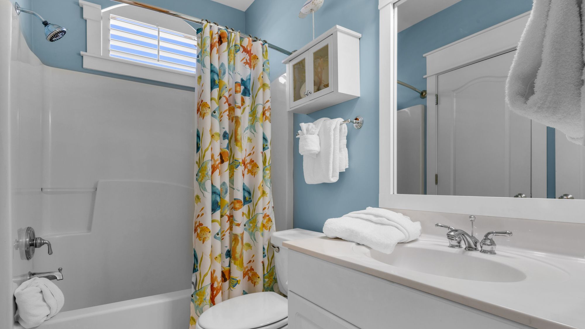 Monterey A302 Bathroom