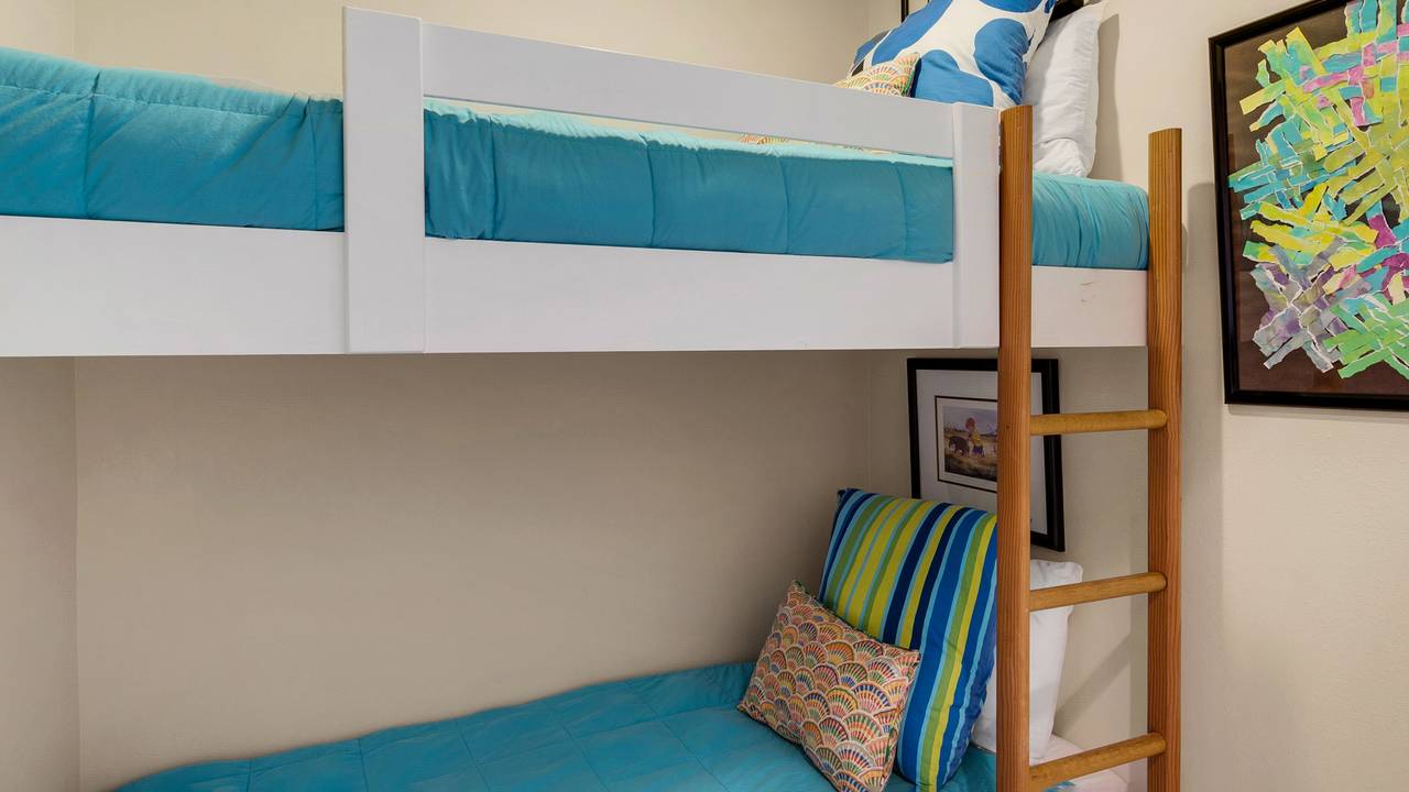 Monterey B302 Monterey B302