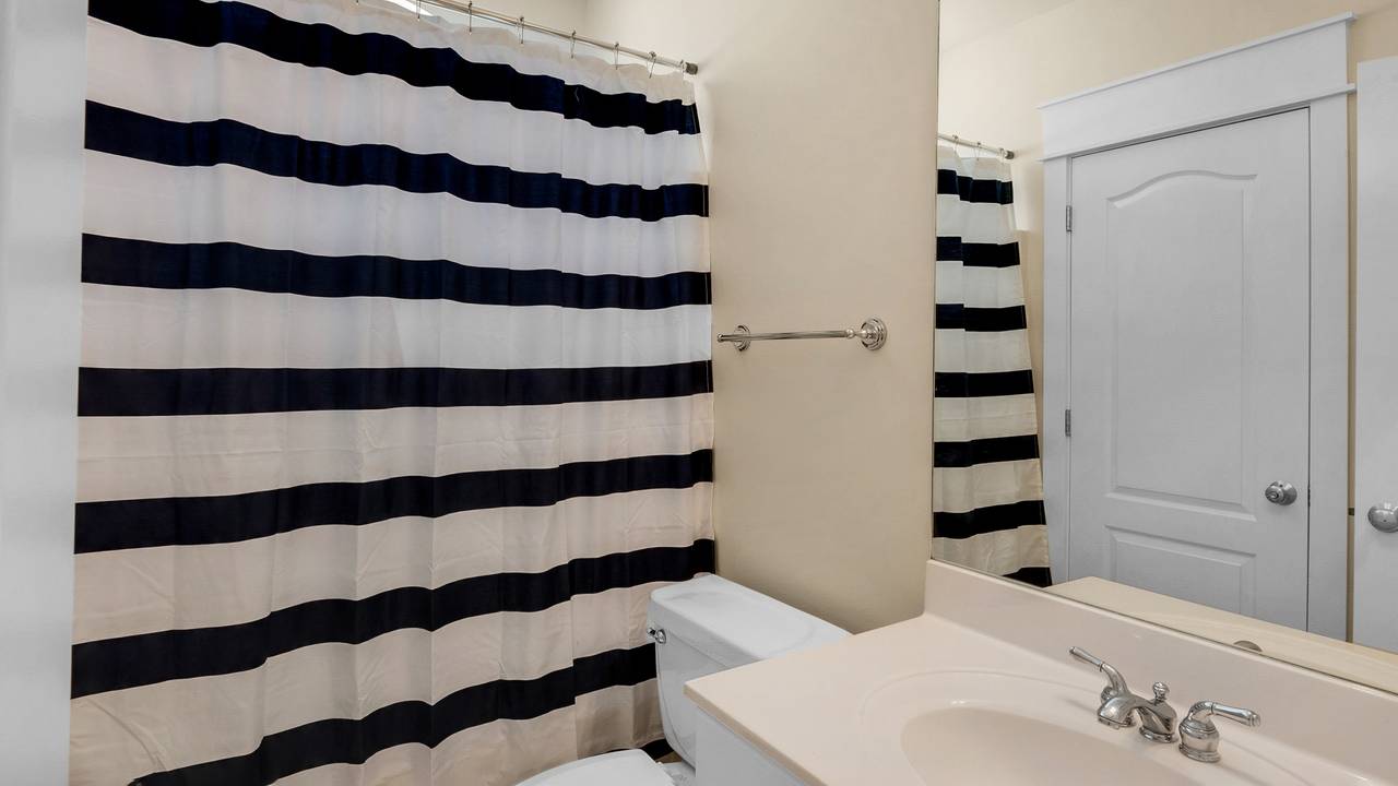 Monterey B302 Monterey B302