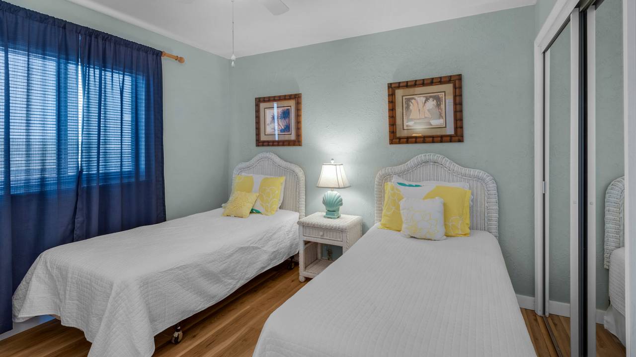 One Seagrove Place 607 2 Twin Bedroom One Seagrove Place 607 2 Twin Bedroom