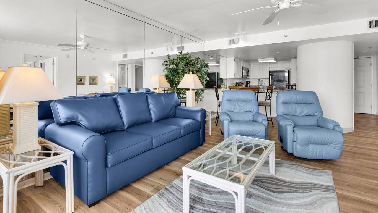 One Seagrove Place 607 Living Area One Seagrove Place 607 Living Area