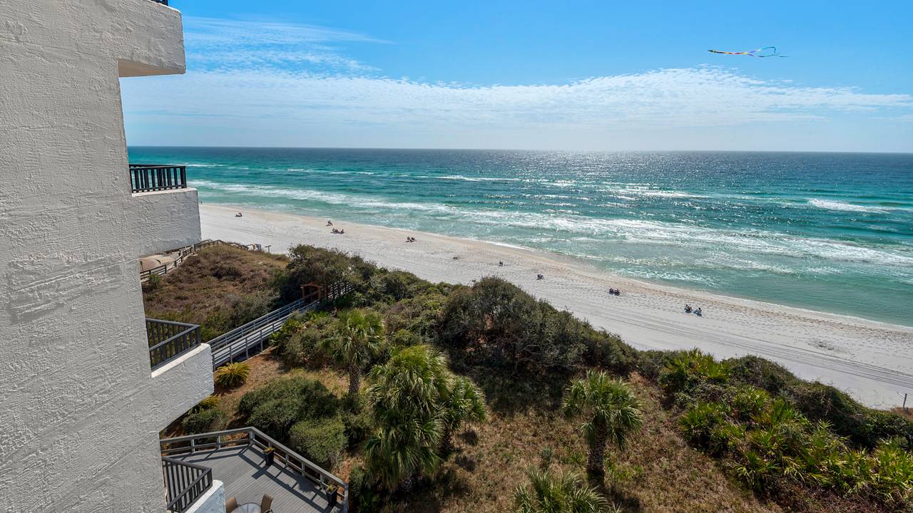 One Seagrove Place 607 Balcony and Views One Seagrove Place 607 Balcony and Views